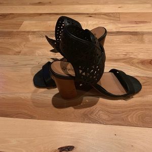 Black Qupid heels